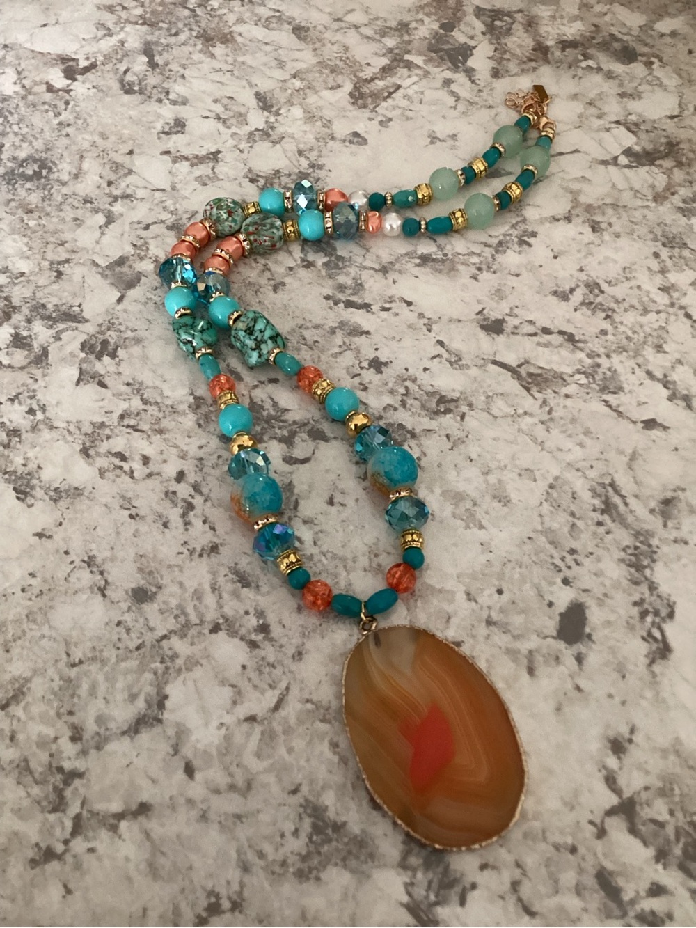 Artisan long beaded necklace with a banded agate orange pendant - Picture 3 of 12